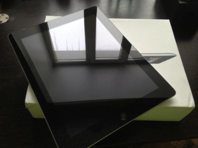 Лот: 3435106. Фото: 1. iPad 4 64gb черный WiFi + cellular. Планшеты