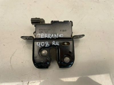 Лот: 22460474. Фото: 1. замок двери багажника Nissan Terrano... Двигатель и элементы двигателя