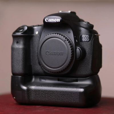 Лот: 7717846. Фото: 1. Canon EOS 60D. Цифровые зеркальные