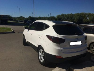 Лот: 8080657. Фото: 1. Hyundai ix35, 2012 год. Срочная... Автомобили
