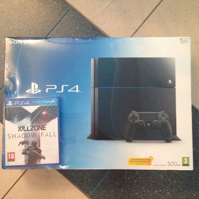 Лот: 3657190. Фото: 1. Play Station 4 + Игра KillZone. Игровые приставки, консоли