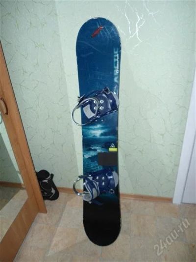 Лот: 2441143. Фото: 1. Сноуборд FreeSport 155 + крепы. Сноуборды