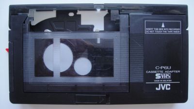 Лот: 14612308. Фото: 1. Кассетный адаптер VHS-C на VHS. Другое (аксессуары)