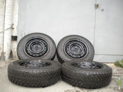 Лот: 1267638. Фото: 1. Goodyear UltraGrip Extreme 185... Шины на дисках