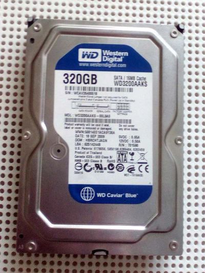 Лот: 1877831. Фото: 1. WD Caviar Blue 320 Гб. Жёсткие диски (HDD)