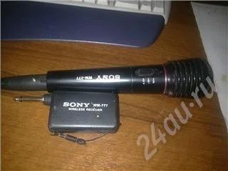 Лот: 293532. Фото: 1. беспроводной микрофон sony. немного... Наушники, гарнитуры