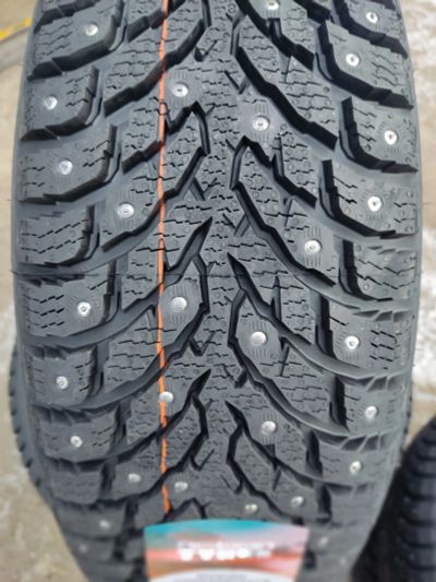 Лот: 18438337. Фото: 1. 185 65r15 92T XL Nokian Hakkapeliita-9. Шины