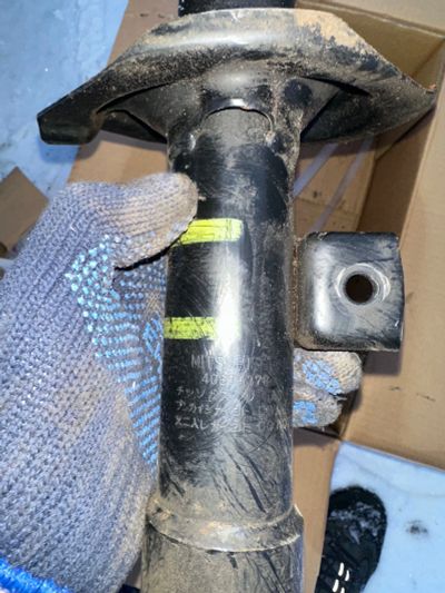 Лот: 25023792. Фото: 1. Стойки на mitsubishi lancer 10. Ходовая, подвеска, рулевое управление
