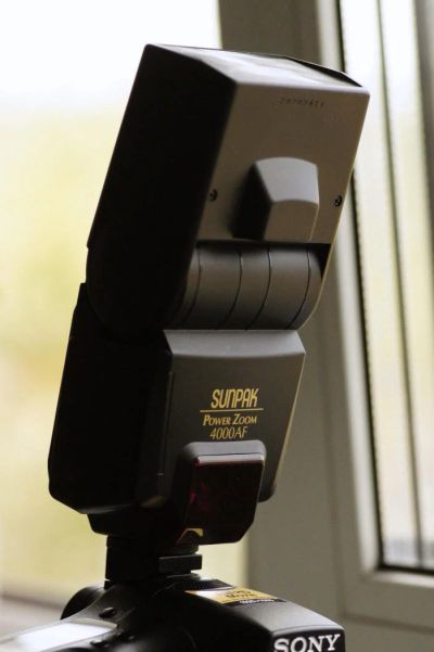 Лот: 4166180. Фото: 1. SunPak Power Zoom 4000AF (20202471... Вспышки, осветители, рассеиватели