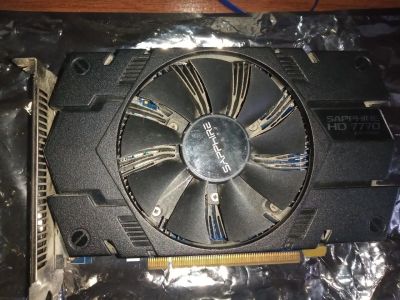 Лот: 19928758. Фото: 1. Sapphire AMD Radeon HD7770. Видеокарты