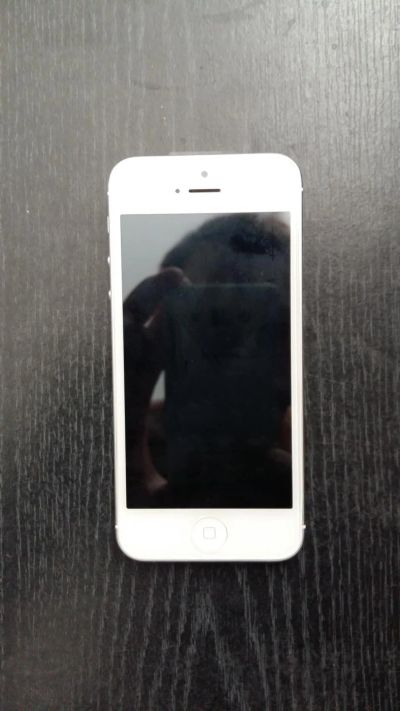 Лот: 7924518. Фото: 1. iPhone 5 32 gb. Смартфоны