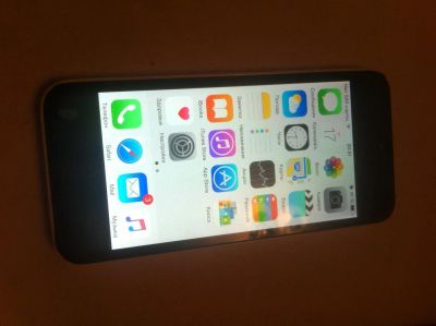 Лот: 6123954. Фото: 1. iPhone 5c не исправен. Смартфоны