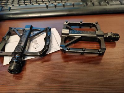 Лот: 25758387. Фото: 1. Велосипедные педали. Запчасти