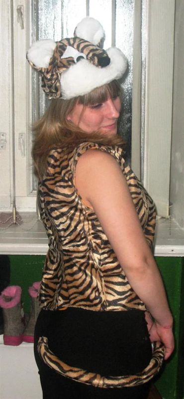 Лот: 3500511. Фото: 1. Тигровый Костюм. Другое (женская одежда)