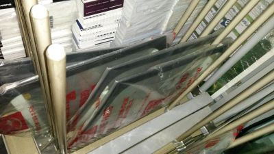 Лот: 3988498. Фото: 1. Стекло задней четверти собачника... Кузов