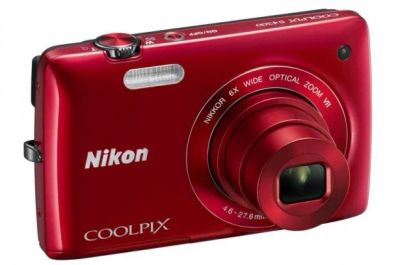 Лот: 7855898. Фото: 1. Продам фотокамеру Nikon Coolpix... Цифровые компактные