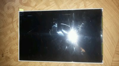 Лот: 10205575. Фото: 1. Матрица Samsung t-561с дефектом. Запчасти для планшетов