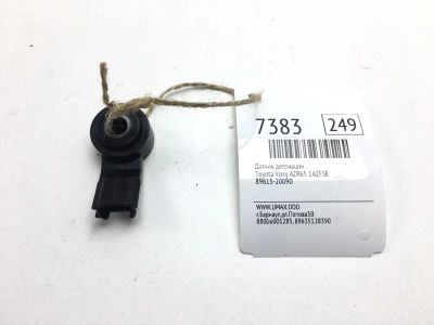 Лот: 20375916. Фото: 1. Датчик детонации Toyota Voxy 2002... Электрооборудование