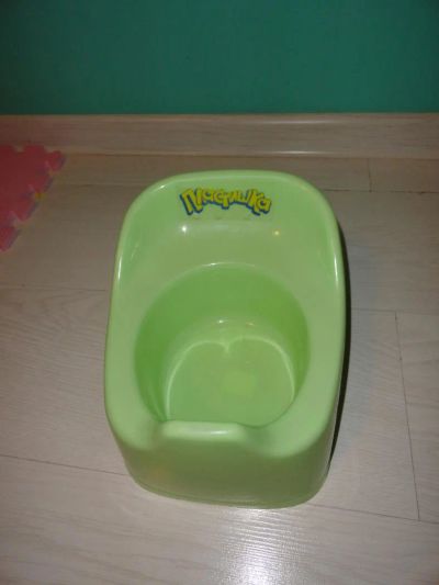 Лот: 9607087. Фото: 1. горшок детский "Пластишка". Ванночки, сиденья, горшки
