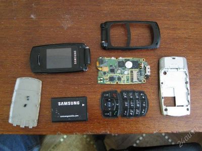 Лот: 132950. Фото: 1. samsung x200 (для запчастей). Кнопочные мобильные телефоны