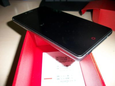 Лот: 7347478. Фото: 1. ZTE Nubia Z9 MAX (Black;LTE;32gb... Смартфоны