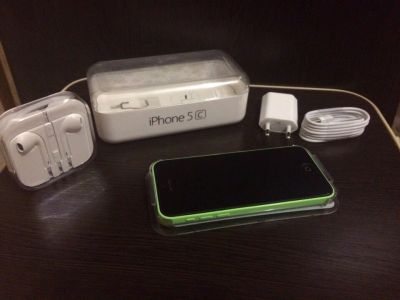 Лот: 8257317. Фото: 1. iPhone 5c 16gb Lte. Смартфоны