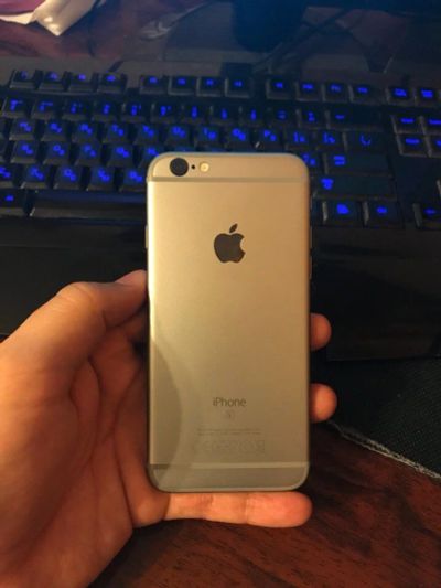 Лот: 10567592. Фото: 1. iPhone 6s 16gb. Смартфоны