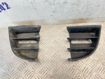 Лот: 25404382. Фото: 1. решетка в бампер Skoda Octavia... Кузов