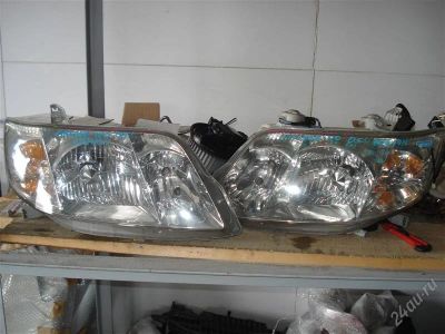 Лот: 2845245. Фото: 1. Фары toyota corolla fielder NZE-ZZE... Оптика и освещение