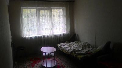 Лот: 8175773. Фото: 1. Сдам комнату подселение в 3х комнатной... Квартиры, студии