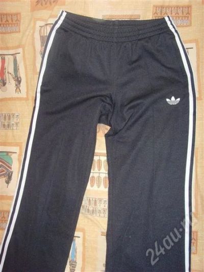 Лот: 464228. Фото: 1. Штаны Adidas (новые). Костюмы классические, деловые