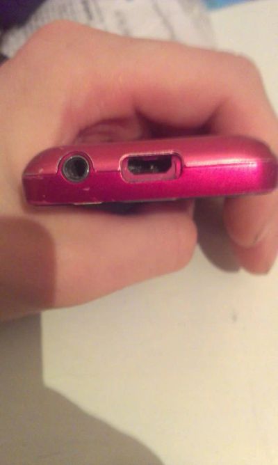 Лот: 4659158. Фото: 1. Samsung gt-s7230 Читаем описание. Смартфоны