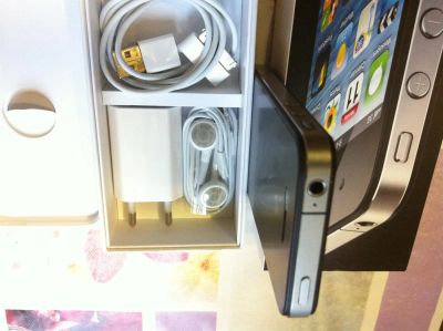 Лот: 3463134. Фото: 1. Iphone 4 8gb сегодня отдам по... Смартфоны