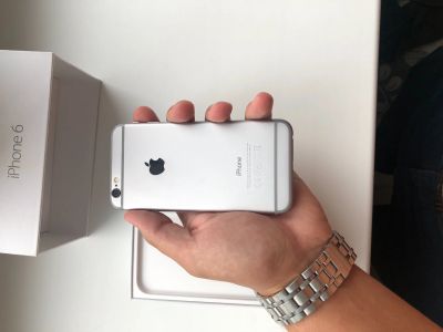 Лот: 14401868. Фото: 1. iPhone 6 оригинал в идеальном... Смартфоны