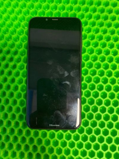 Лот: 18848612. Фото: 1. Смартфон Hisense F25 не включается... Смартфоны