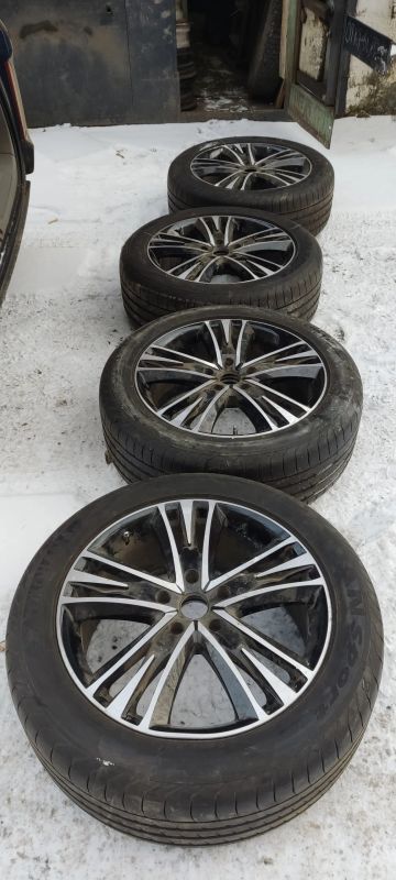 Лот: 24664444. Фото: 1. Yokohama advan sport 255/50 R20... Шины