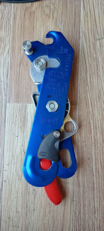 Лот: 19078660. Фото: 1. Petzl stop. Альпинизм и скалолазание