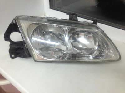 Лот: 4284600. Фото: 1. Фара правая Nissan Bluebird Sylphy... Оптика и освещение