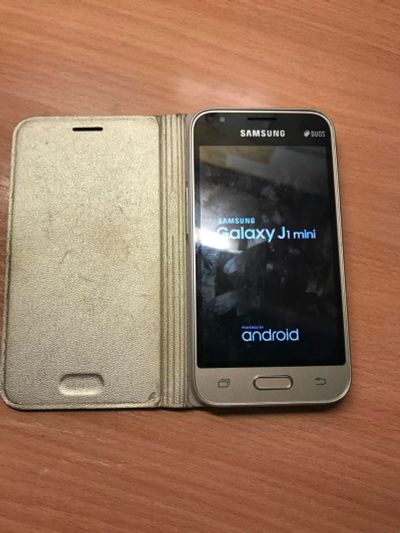 Лот: 9644009. Фото: 1. Смартфон Samsung Galaxy J1 (2287... Смартфоны
