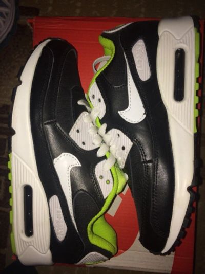 Лот: 6277731. Фото: 1. Кроссовки Nike Air Max 90 36. Кеды, кроссовки, слипоны