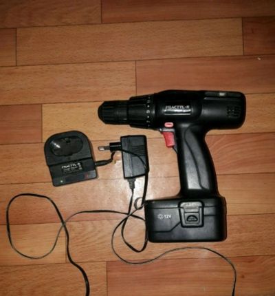Лот: 12040093. Фото: 1. Шуруповерт. Электроинструмент