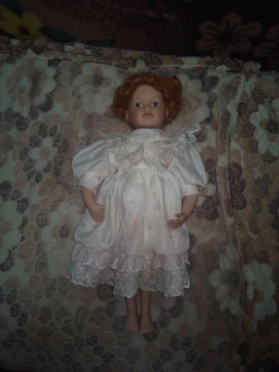 Лот: 13987633. Фото: 1. кукла фарфоровая. Куклы и аксессуары