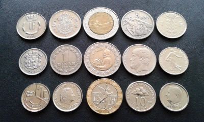 Лот: 8772067. Фото: 1. 15 монет Мира - Одним лотом... Наборы монет