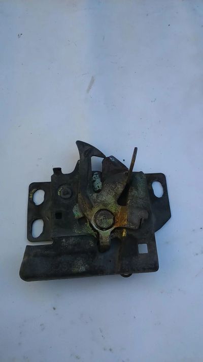 Лот: 7567340. Фото: 1. Замок капота Honda civic ferio... Кузов