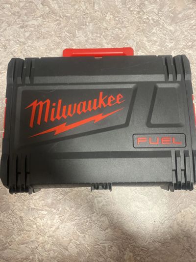 Лот: 22984998. Фото: 1. Шуруповерт milwaukee m12 fdd-202x. Электроинструмент