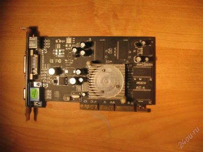 Лот: 1477127. Фото: 1. Видеокарта Ati Radeon 9500 PRO... Видеокарты