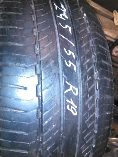 Лот: 11107047. Фото: 1. 245/55 R19 Bridgestone три. Шины