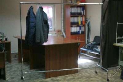 Лот: 2689180. Фото: 1. Напольная вешалка. Мебельная фурнитура и наполнители