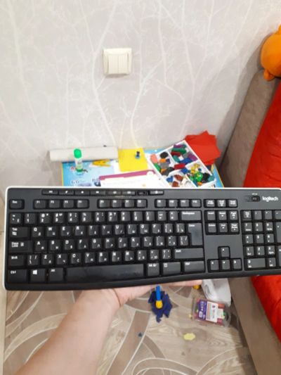 Лот: 15933913. Фото: 1. Беспроводная клавиатура Logitech. Клавиатуры и мыши