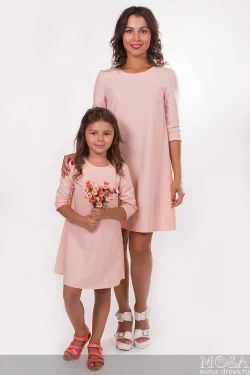 Лот: 8646573. Фото: 1. комплект персиковый мама+дочка. Платья
